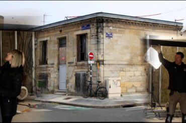 Building Drama: Anna Takes Over for Bi-Fold Door Construction