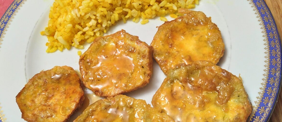 Aubergines with honey and curried rice