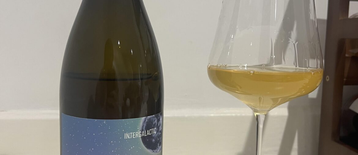 Renner&Sistas Intergalactic