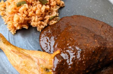 Chicken with mole and red rice