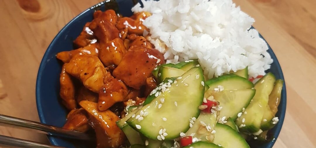 repost, since it accidentally got deleted: korean style chicken with spicy cucumbers and steamed rice