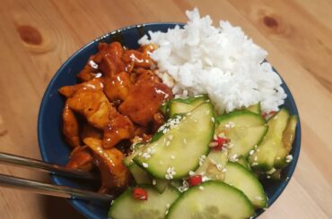 repost, since it accidentally got deleted: korean style chicken with spicy cucumbers and steamed rice