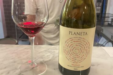 Beautiful wine, fuck the notes