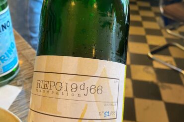 Had a bottle of Pierre Andrey's RIEPGl9dj66 at lunch today