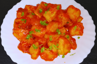 Fried Potatoes with a Tasty Tomato Sauce Recipe