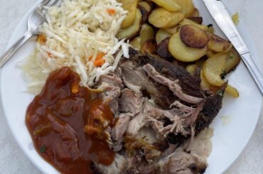 Spießbraten with Cabbage Salad and Potatoes