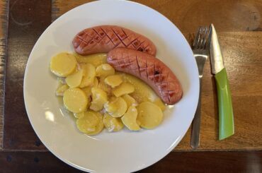 Grilled Knacker with potato salad