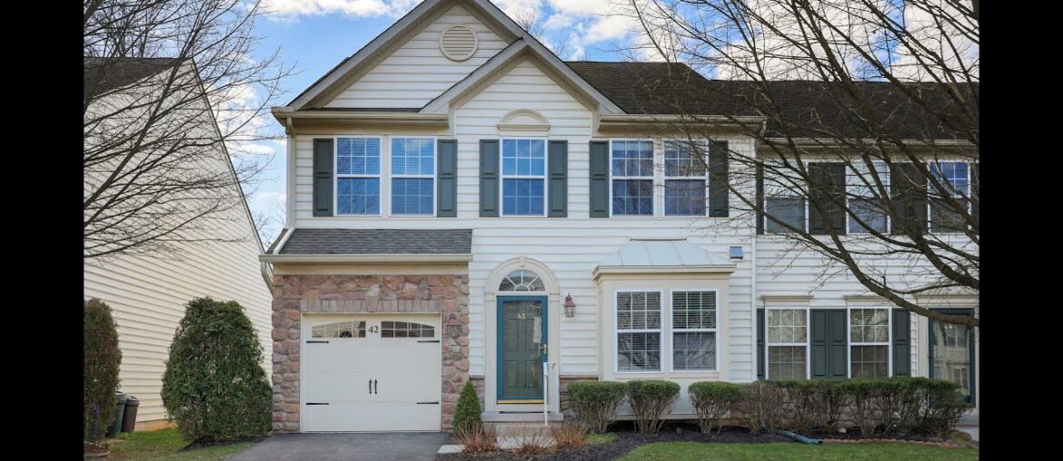 42 Weber Avenue Hillsborough, NJ | ColdwellBankerHomes.com 42 Weber Avenue Hillsborough, NJ | ColdwellBankerHomes.com