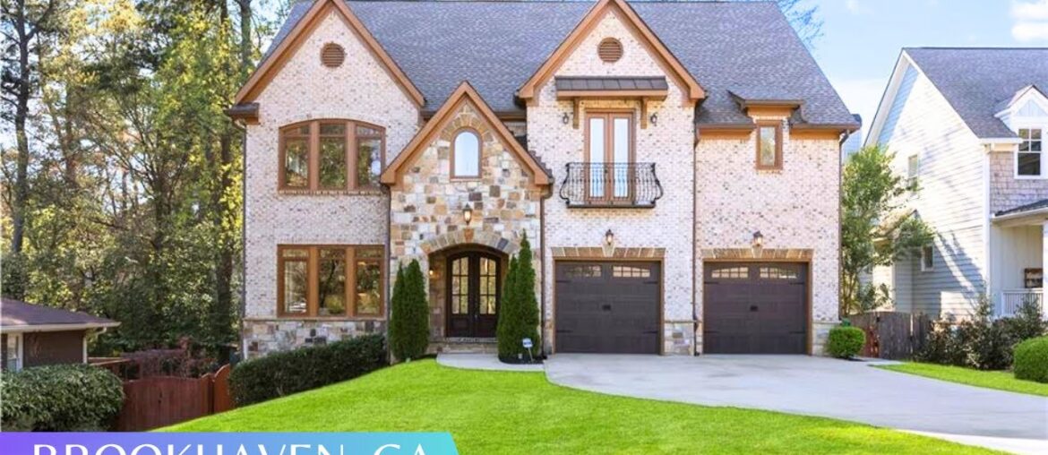 Stunning 10 Bedroom Multigenerational Home w/ TWO Kitchens FOR SALE North of Atlanta | 6.5 BATHS