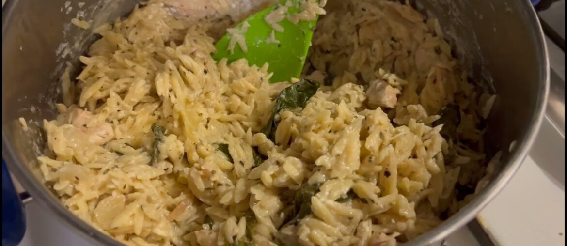Chicken orzo and white Bordeaux wine