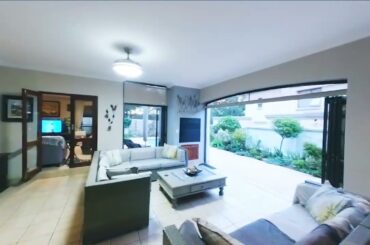 4 Bedroom House For Sale in Fourways, Sandton
