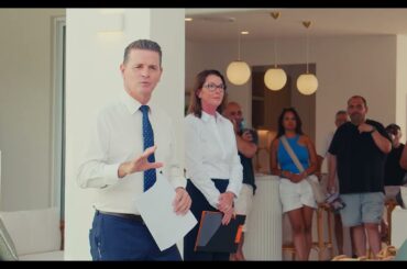 Auction day Saturday 6 April 24 @14 Poinciana crescent Bundall 4217