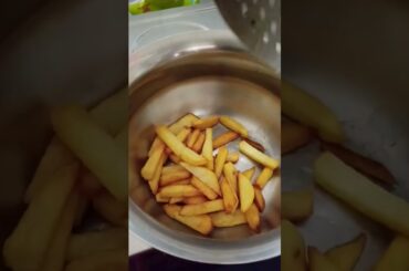 Easy less oil French fries recipe for kids || Potato french fries in 10 minutes #Holidaysnacks