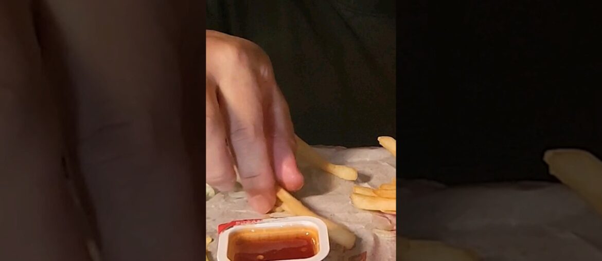 LET'S MAKE FRENCH FRIES! (VIEWER DISCRETION: HUMOROUSLY OFFENSIVE!) #asmr #mukbang #frenchfries