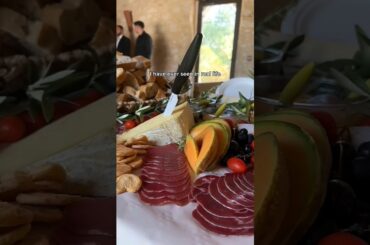wedding #food #brunch #francefood #parisianfood #wine #foodie #wedding #weddingfood #shortvideo