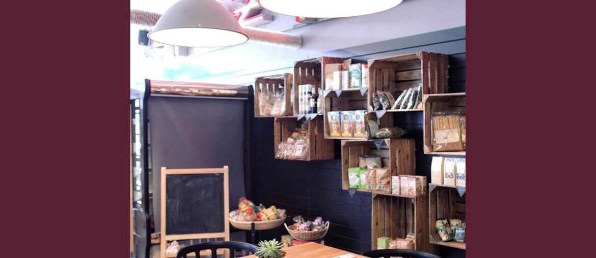 Cultivated Ambiance for Indoor Dining