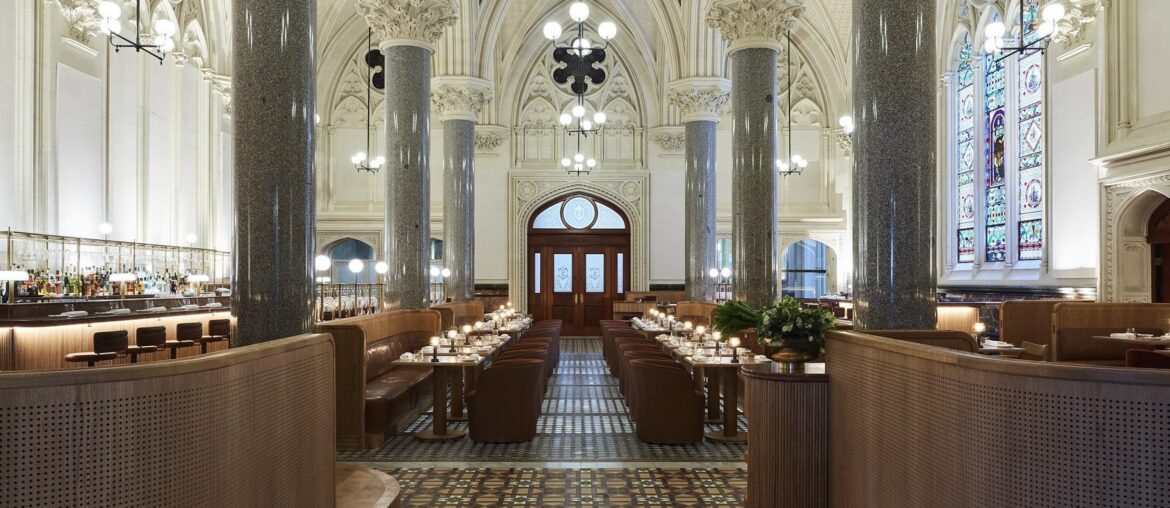 Late 19th century Gothic Revival former Melbourne Stock Exchange Building transformed into a French restaurant and bar, Melbourne, Australia [2250x1500]