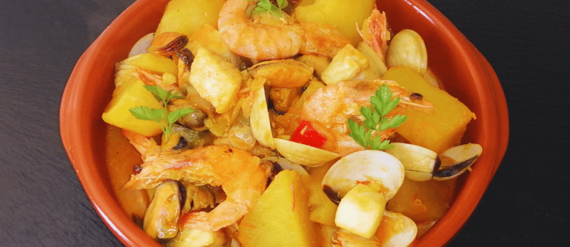 Stewed Potatoes and Seafood