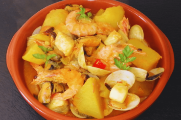 Stewed Potatoes and Seafood