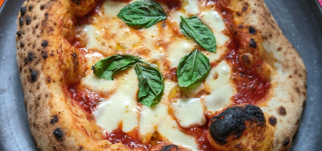 Neapolitan Pizza Margherita (82% hydration)