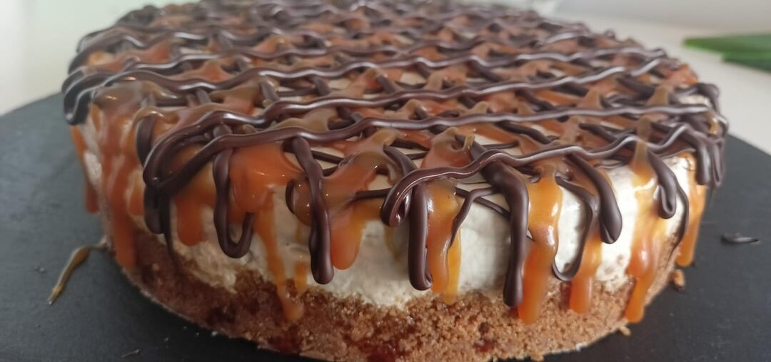 Cheesecake café avec coulis caramel/chocolat