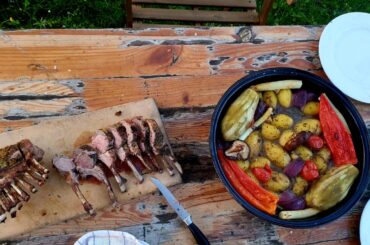 Grilled lamb crown with vegetables from the peka.