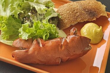 Swiss Cervelats (quick "test" after general overhaul of the gas grill for the upcoming season)