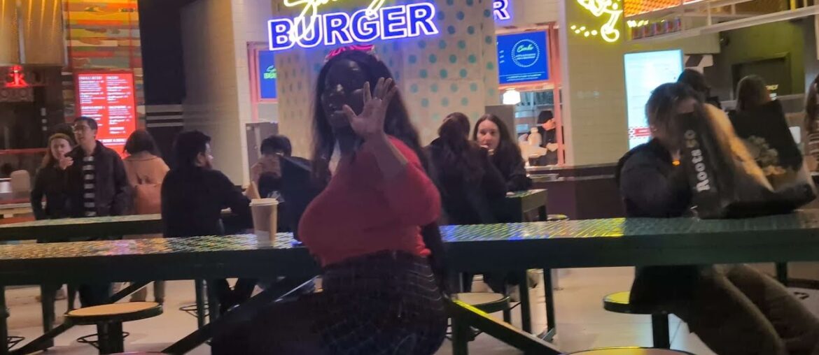 Toronto's SECRET Foodie Hotspot? Exploring Queen's Cross Food Hall (Eaton Centre)