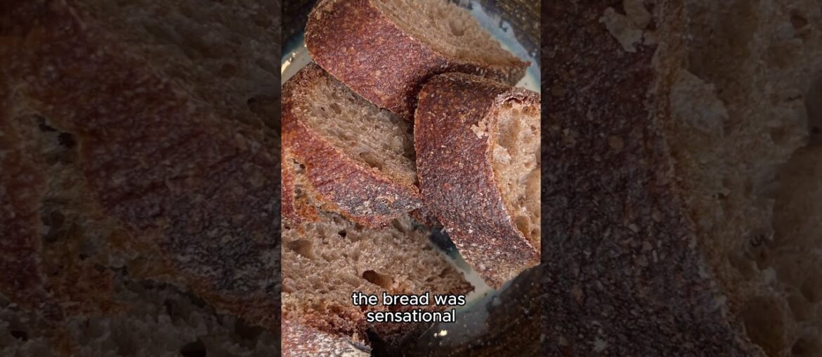 I booked a fancy French restaurant in Nantes I booked a fancy French restaurant in Nantes