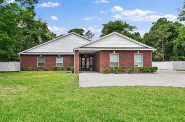 16570 Sand Hill Dr, Jacksonville, FL