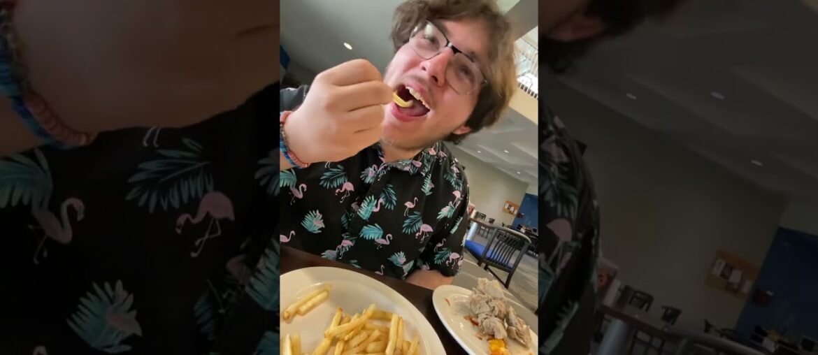 Day 2 French fry review - Terraces dining hall at IC