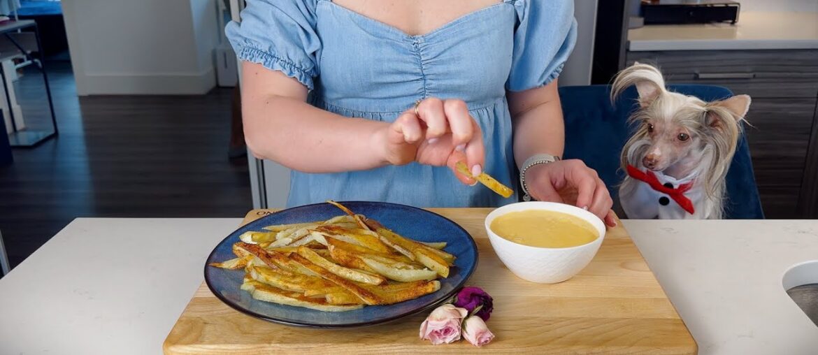 EASY HOMEMADE CHEESE SAUCE FRIES - How to Make Cheese Fries