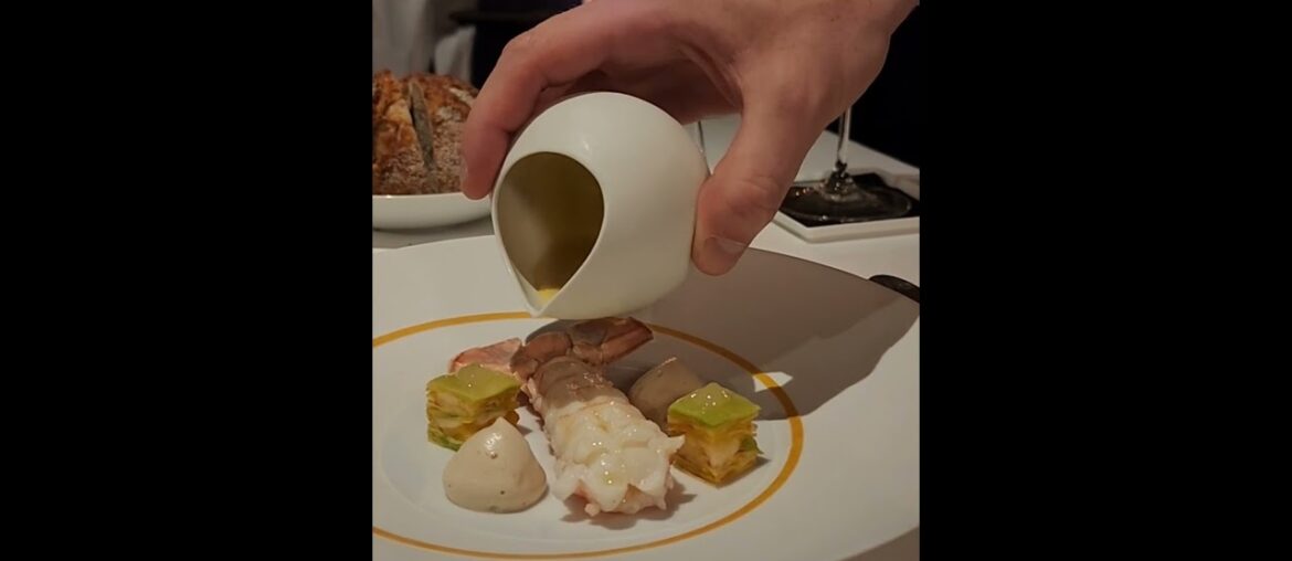 Le Gabriel | 3 Michelin Star restaurant | Paris, France | Fine Dining | Mus Noj Mov Qab Heev Li.