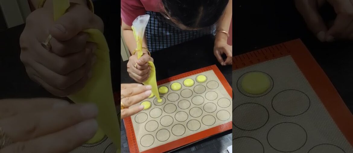 French Macarons #bakingshorts#youtubeshorts#cakevideos#homebaker