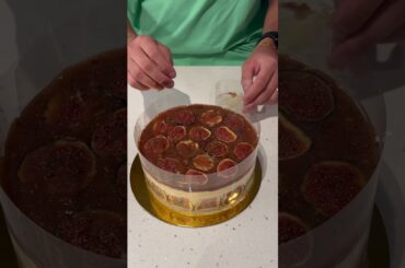 Figuesier (Figs cake) #bakery #pastrychef #home #dubai #trend #dessert #foodbloger #france #paris