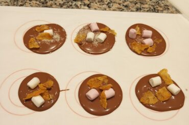 La fabrication de chocolat commence bien !