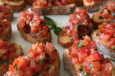 Sunny Bruschetta for cloudy day ☀️😋
