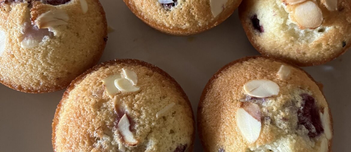 Financiers amandes/noisettes et fruits rouges, sans gluten