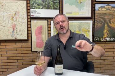 Wine Review: Vignoble La Baume Chradonnay Limoux 2021