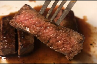 This is STEAK BORDELAISE! A classic French red wine sauce!