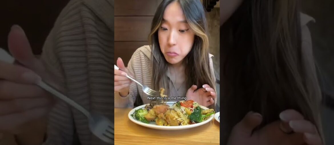 day 3 of reviewing all of yales 14 dining halls: morse edition #shorts #yale