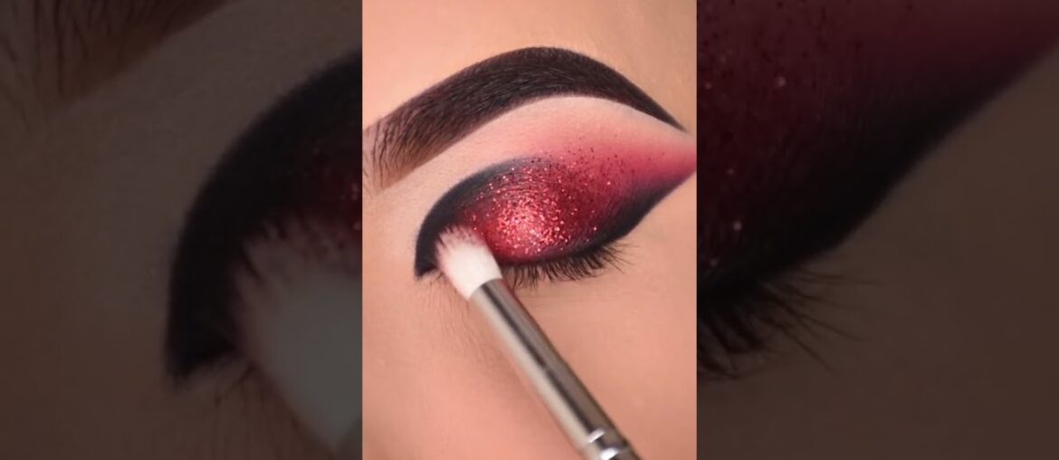 Do you like Red Eyeshadow #makeup #makeb #makeuptutorial  #eyemakeup #eyemakeups #makeupartist