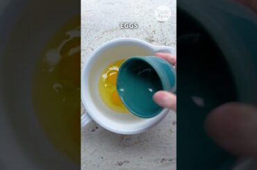 Our mini quiche recipe is perfect for brunches! #miniquiche