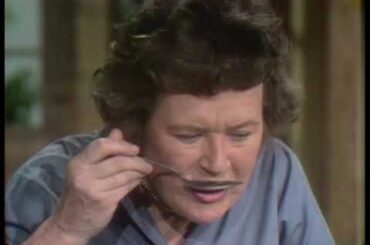 Boeuf Bourguignon | The French Chef Season 7 | Julia Child