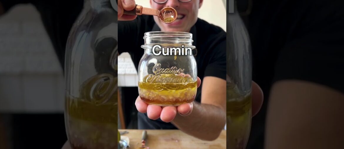 Raw Carrot Salad with Chickpeas