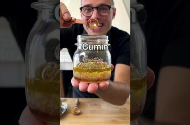 Raw Carrot Salad with Chickpeas