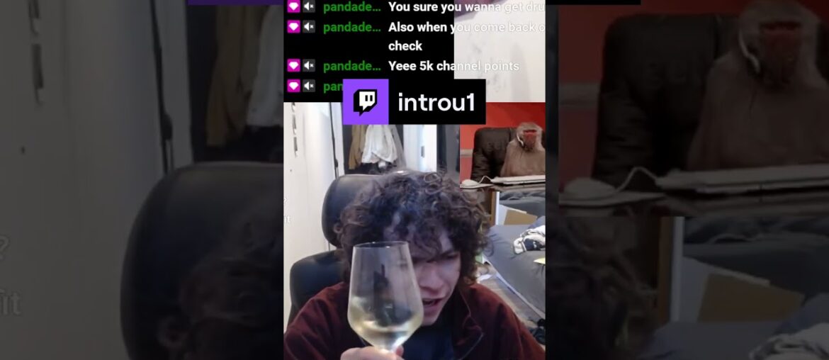 FRENCH GUY DRINKS WINE FOR THE FIRST TIME #twitch  #shorts  #french   #leagueoflegends