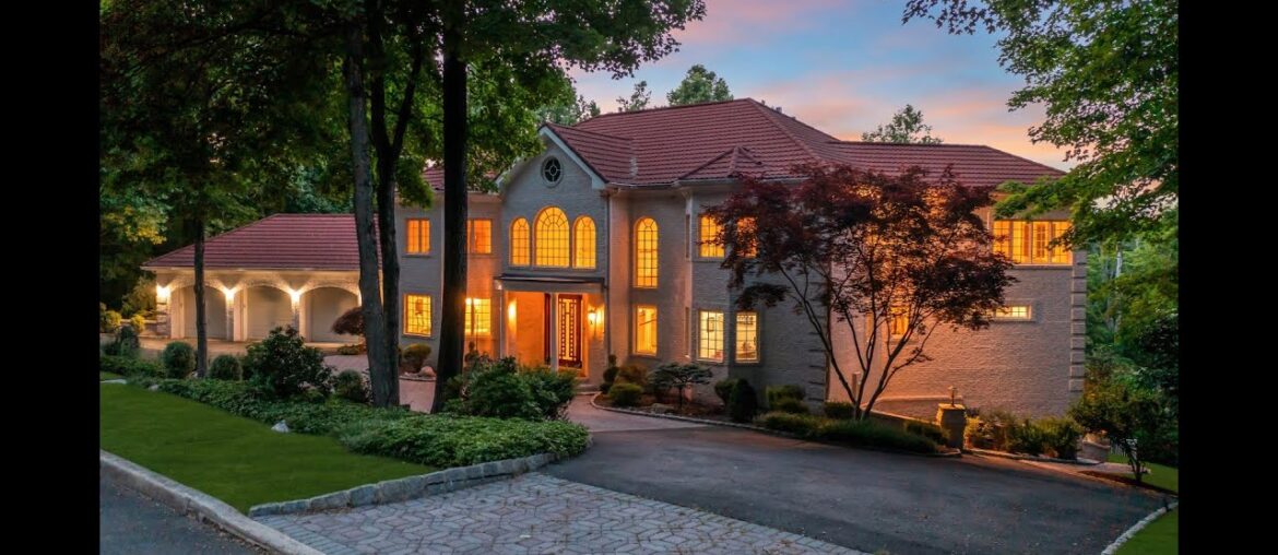 429 Wendover Drive Princeton, NJ | ColdwellBankerHomes.com 429 Wendover Drive Princeton, NJ | ColdwellBankerHomes.com