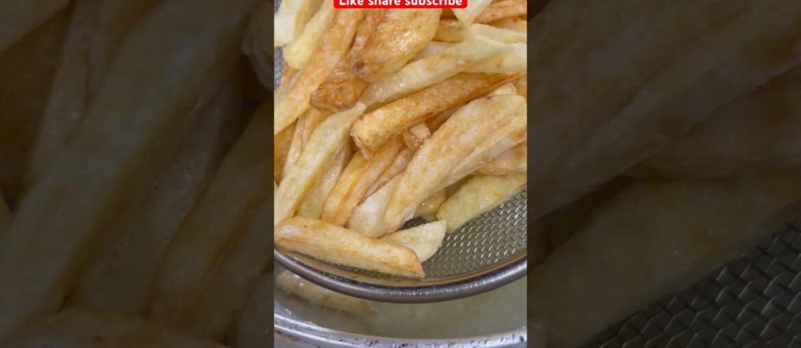 Crispy French fries #trending #food #viral #youtubeshorts #viralvideoshorts #cooking Crispy French fries #trending #food #viral #youtubeshorts #viralvideoshorts #cooking