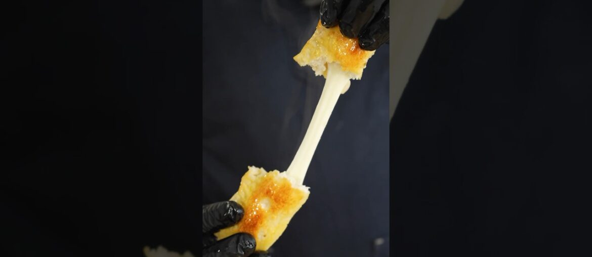 3 INGREDIENT CRAZY BREAD